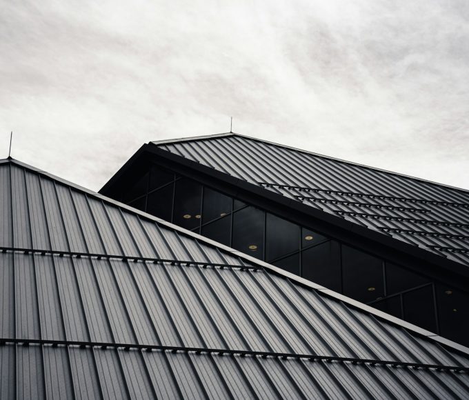 Roofing Contractor in Art, TX